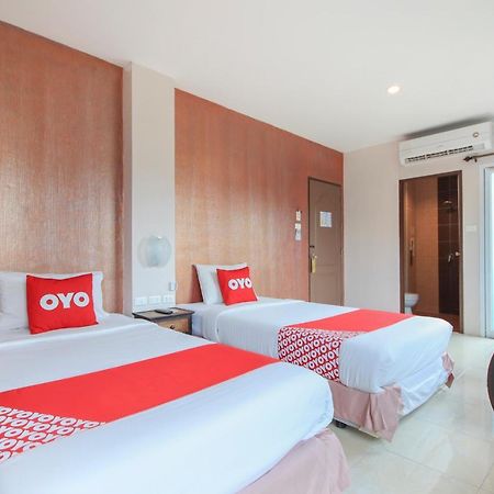 מלון Phuket Oyo 75321 Gemma Patong מראה חיצוני תמונה